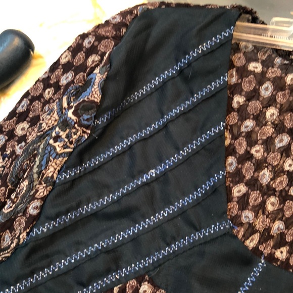 Designer top - Picture 4 of 4